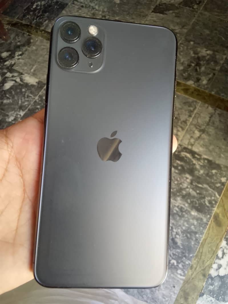 Apple iPhone 11 Pro Max 0