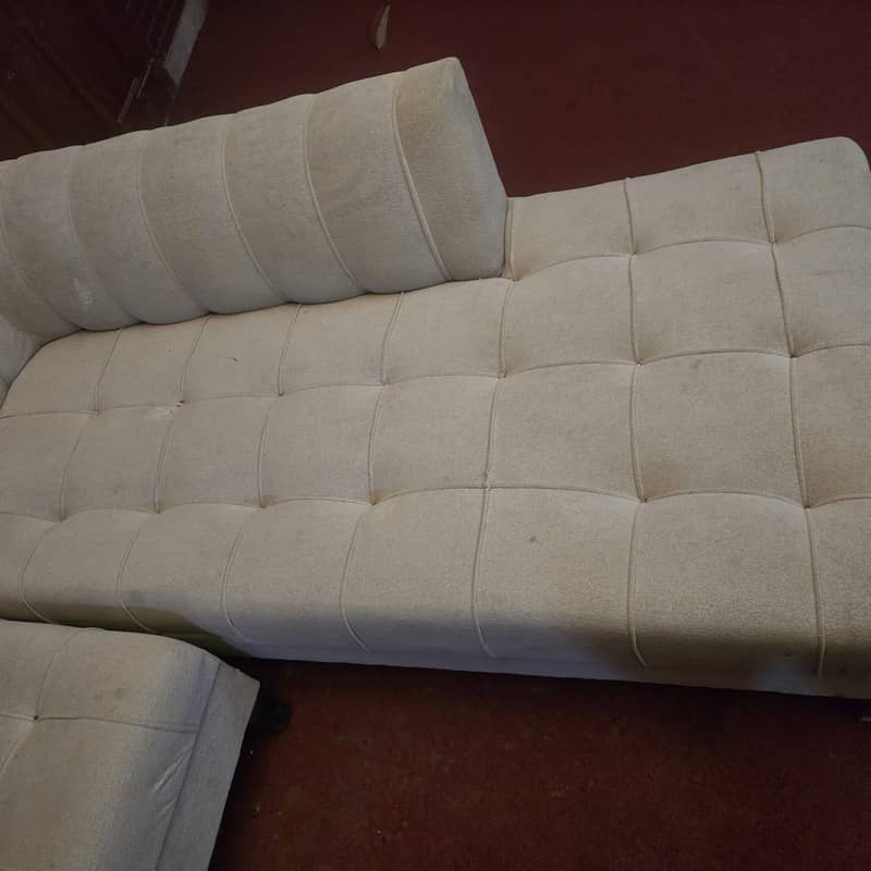 L-shaped Sofa 4
