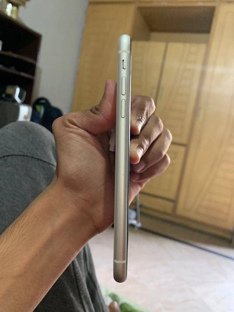Apple iPhone 11 2