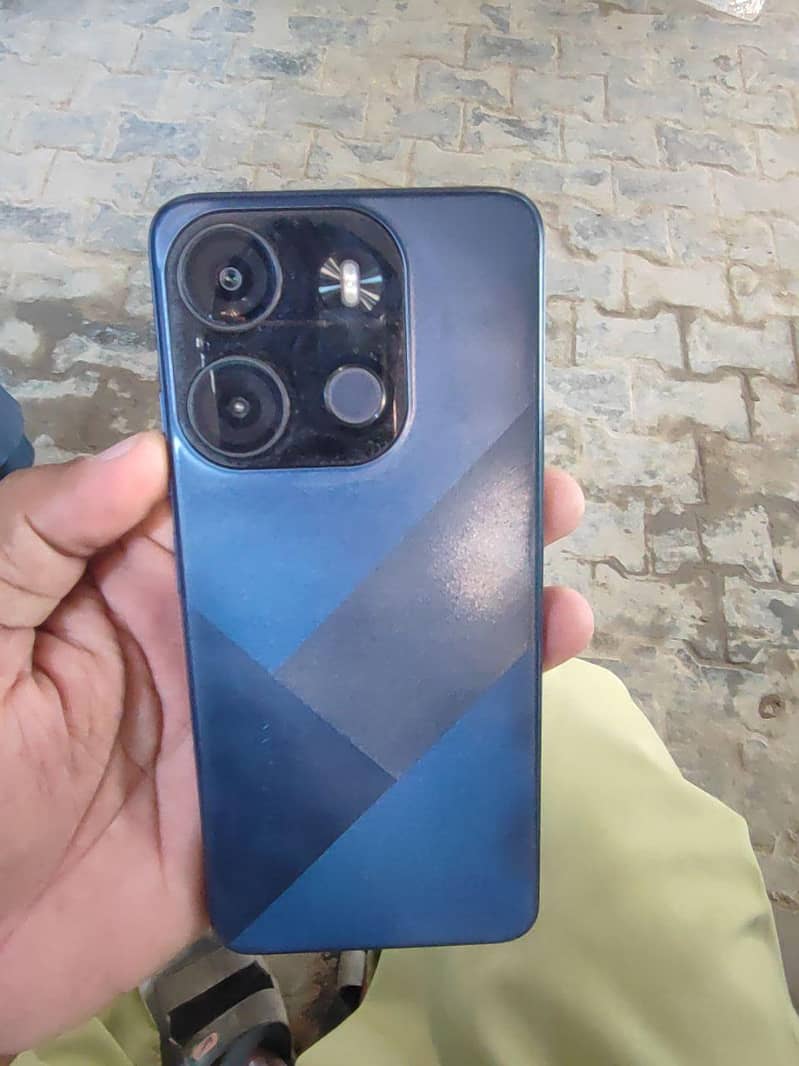 Tecno Spark Go 2