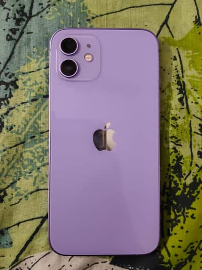 Apple iPhone 12