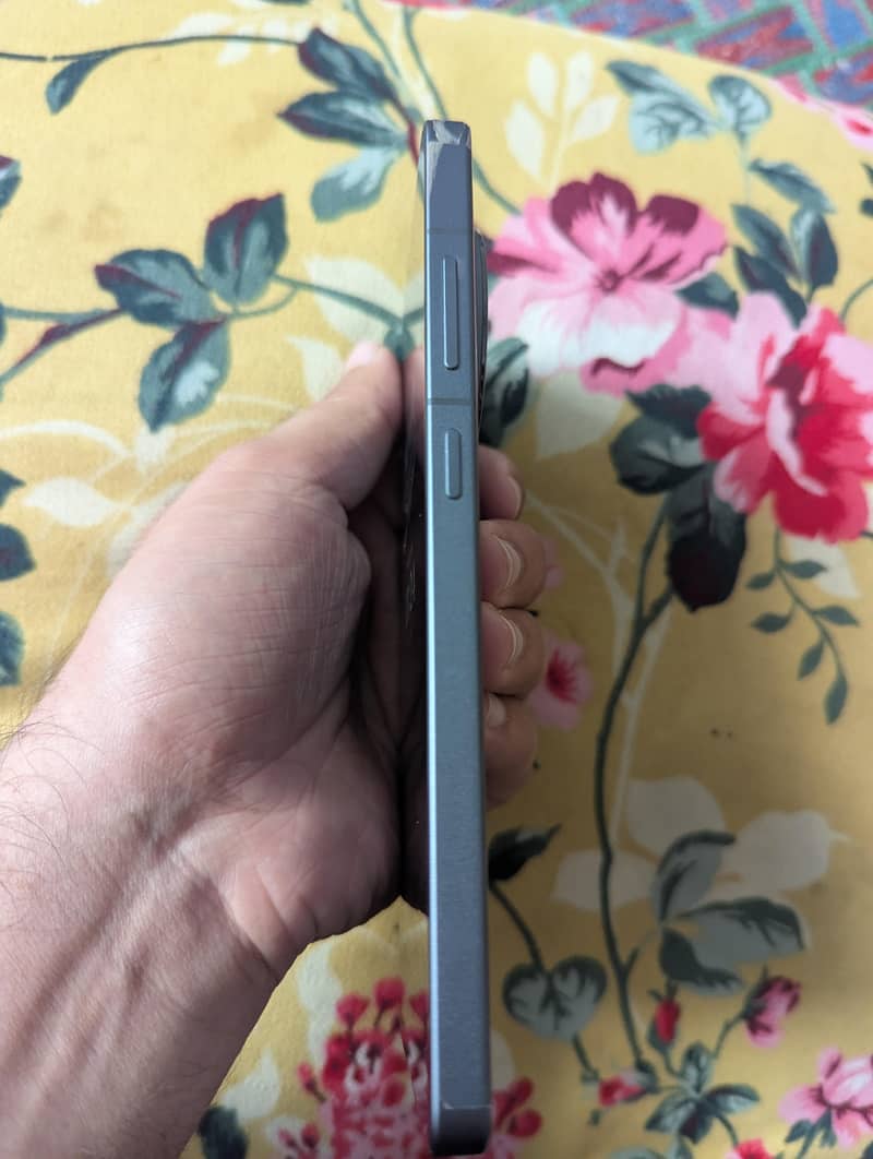 One Plus 13R 3