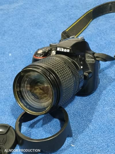 NIKON D3300 DSLR WITH 2 LENSES