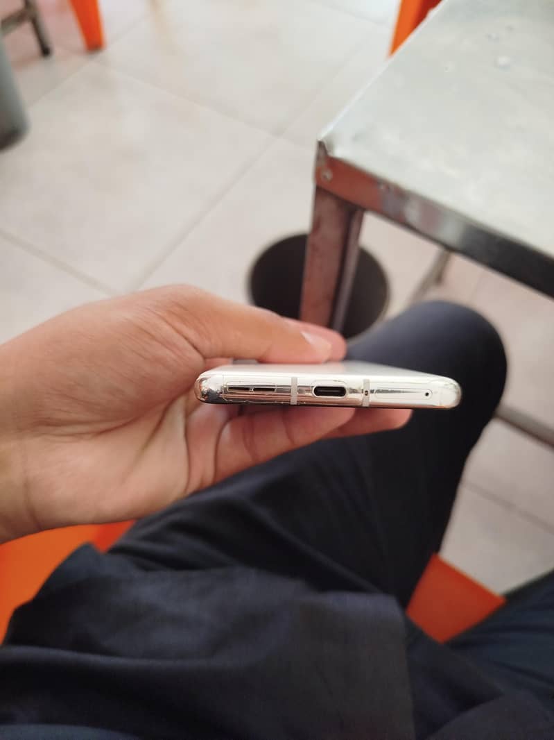 One Plus 10 Pro 5g 7
