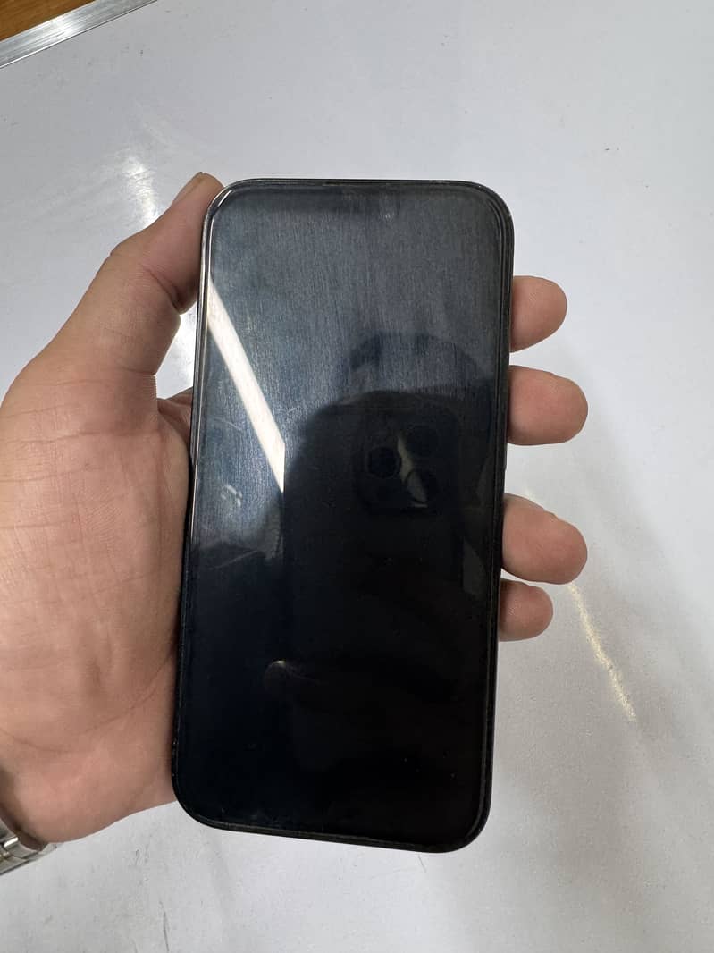 Apple iPhone 14 Pro 1