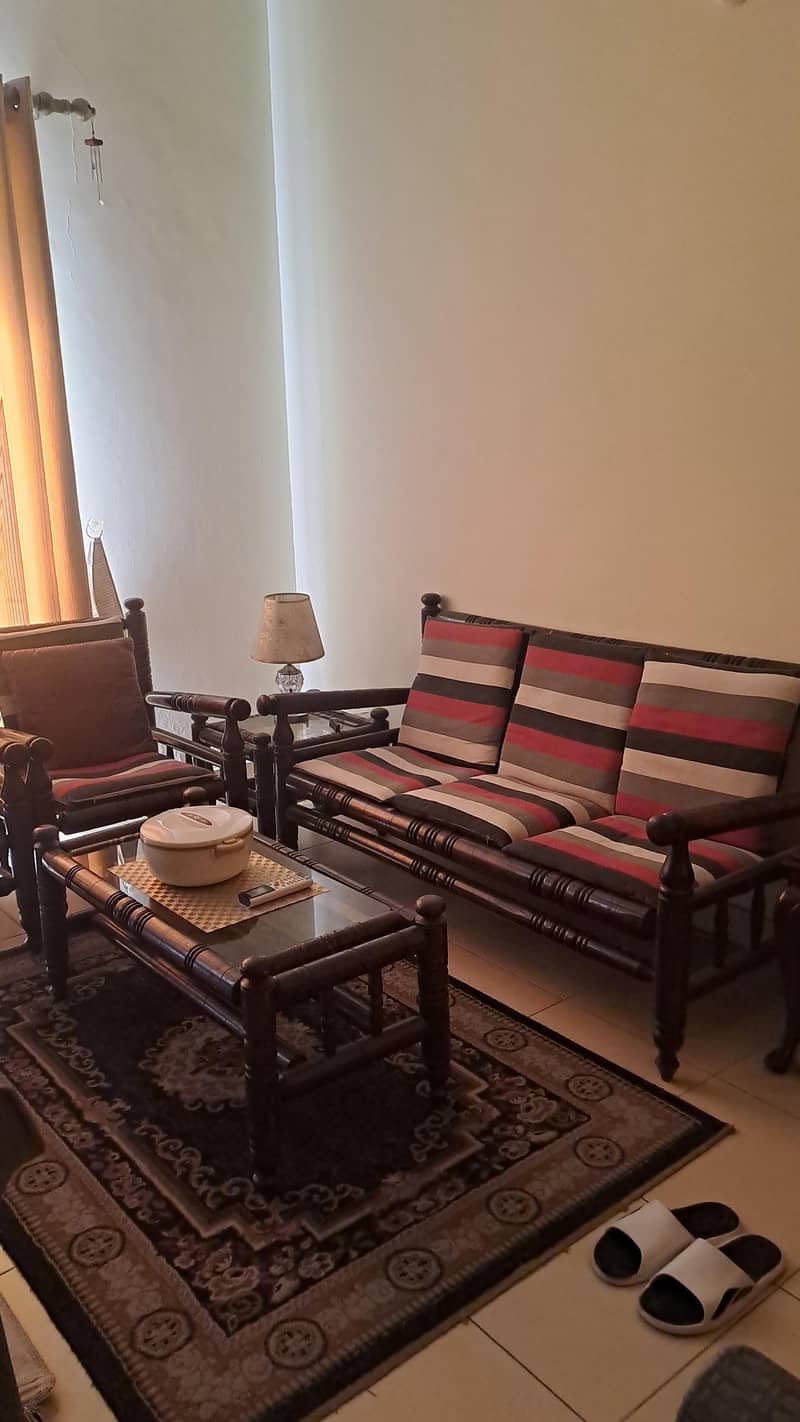 SOLID WOOD SOFA-SET 1