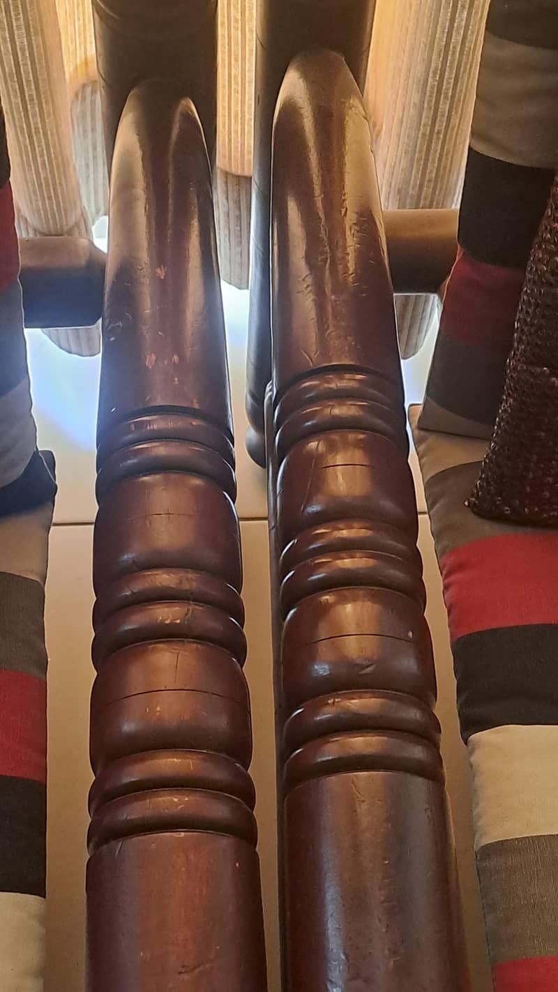 SOLID WOOD SOFA-SET 2