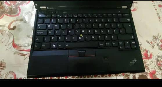 Lenovo x230i, 8GB Ram 128GB SSD, 512GB HDD, core i3 & 3rd generation