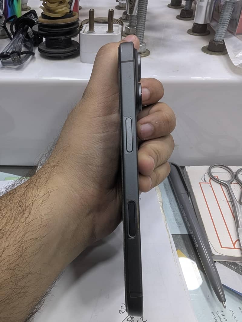 Apple iPhone 17 2