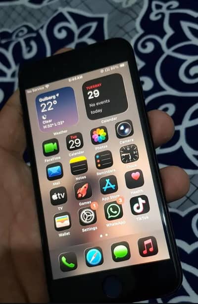 Apple iPhone SE
