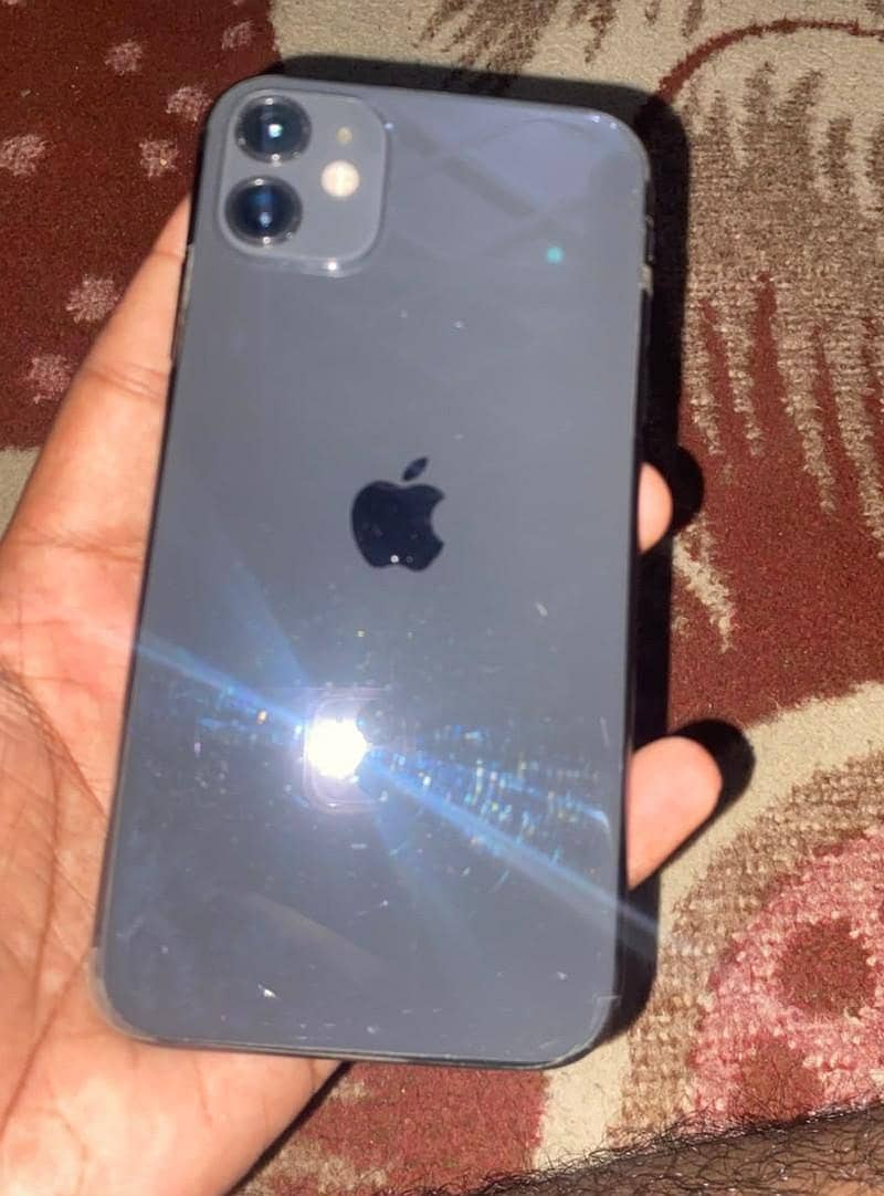 Apple iPhone 11 0