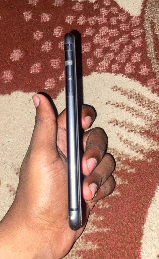 Apple iPhone 11 2