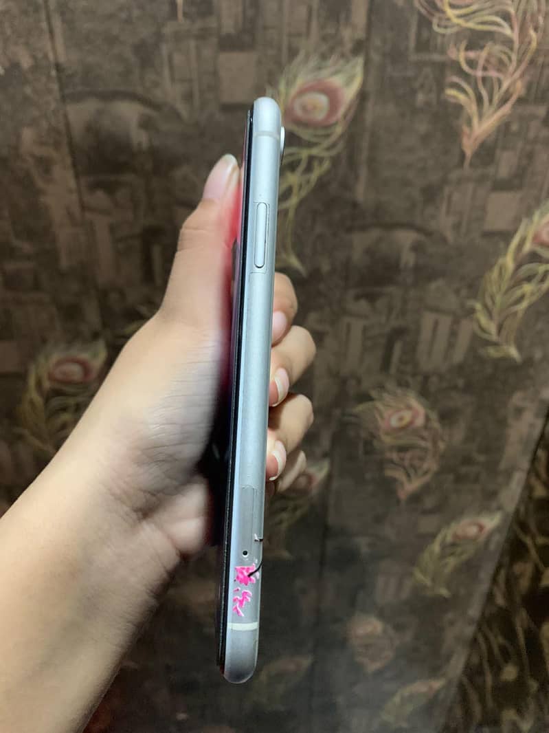 Apple iPhone XR 5