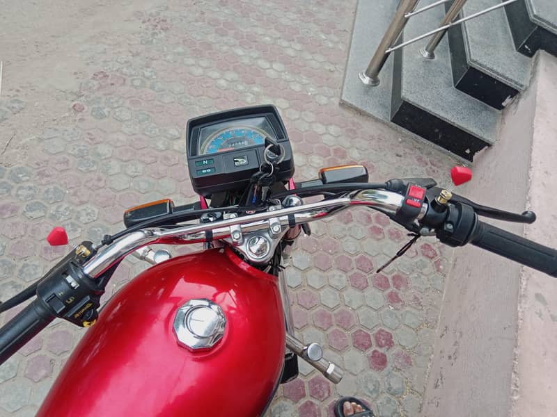 united 70cc 3