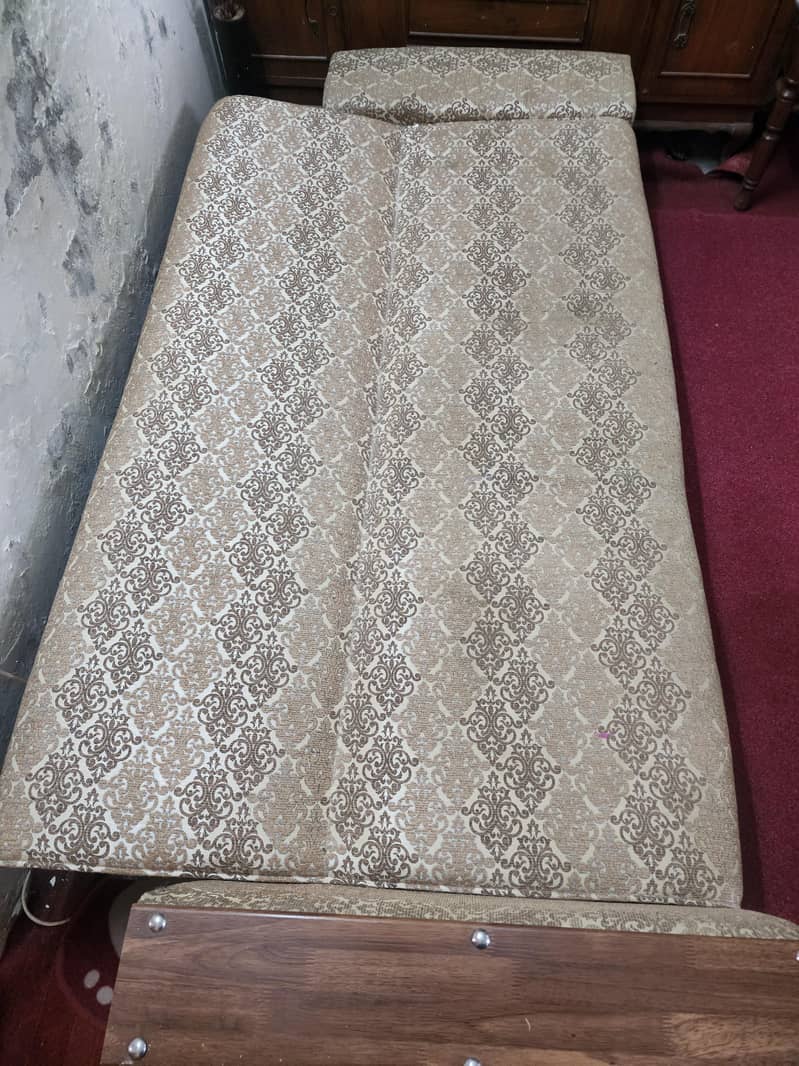 sofa come bed 10/10 condition 2
