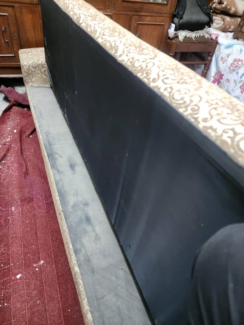 sofa come bed 10/10 condition 5