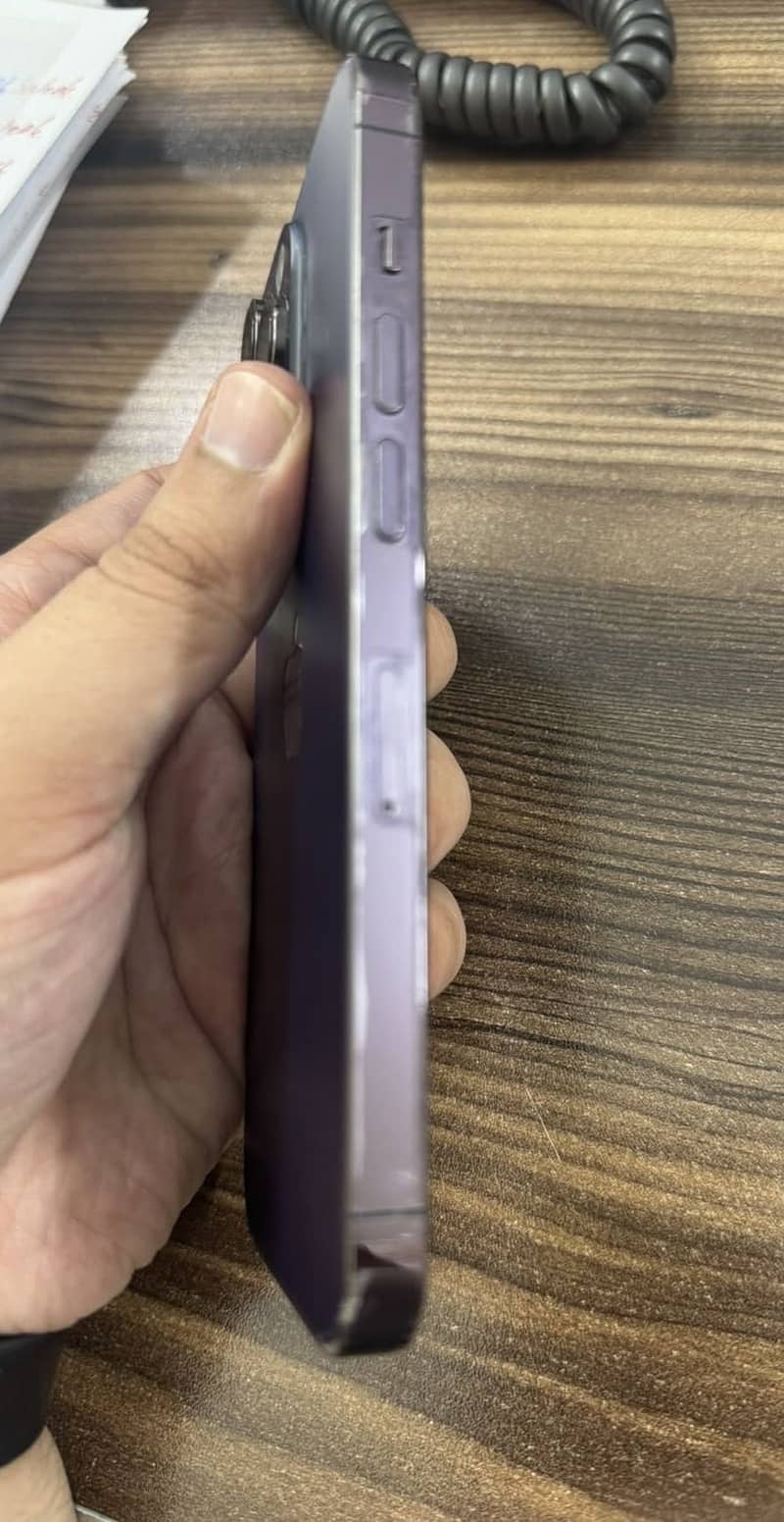 Apple iPhone 14 Pro 1