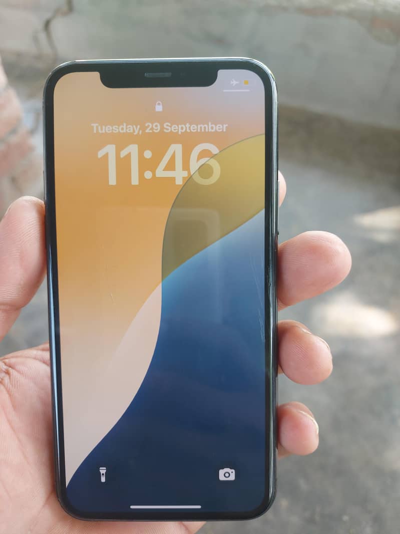 Apple iPhone 11 Pro 1