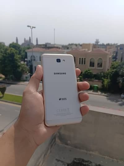 Samsung J7 prime excellent condition (Urgent sale) no exchange
