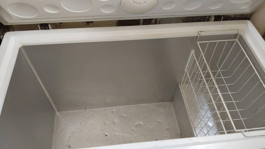 refrigerator 2