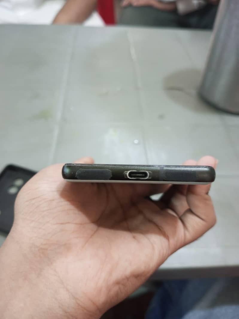 Google Pixel 6a 5