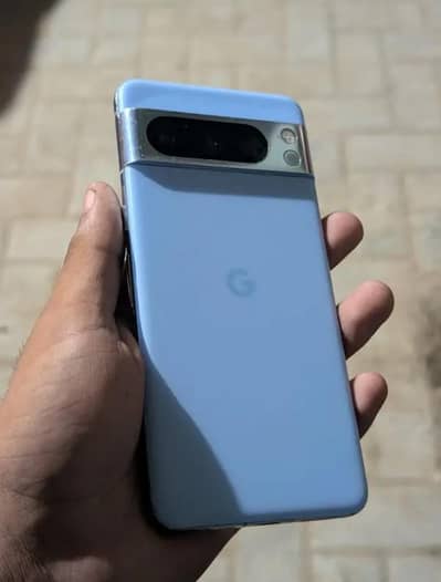 Google Pixel 8 Pro