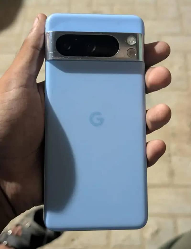 Google Pixel 8 Pro 2