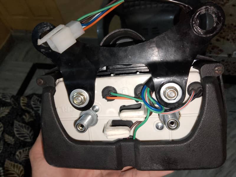 crown speedometer 10/10 2