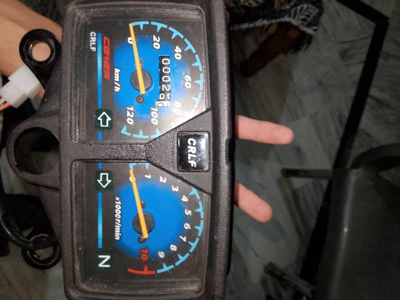 crown speedometer 10/10 3