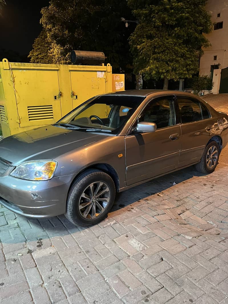 2004 model , good condition 4