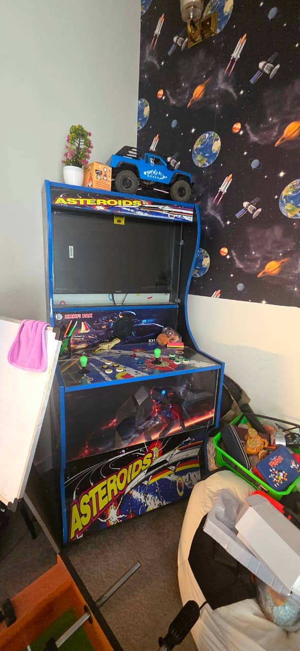 GAMING ARCADE 1