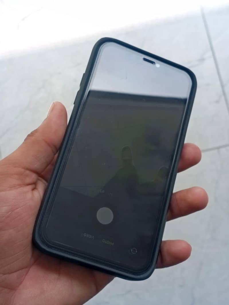 Apple iPhone 11 1