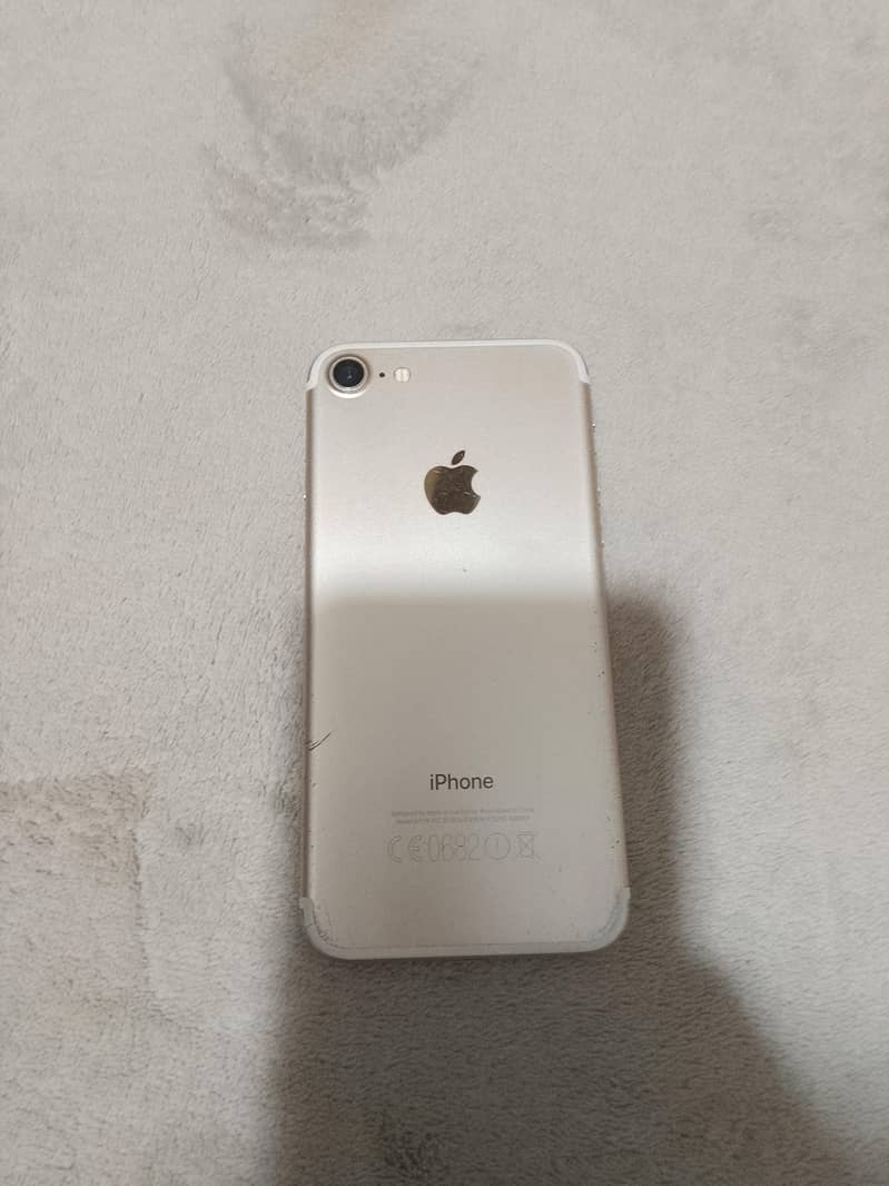 Apple iPhone 7 0
