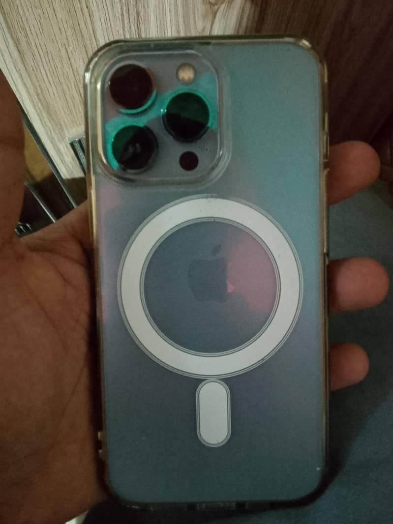 Apple iPhone 13 Pro 0