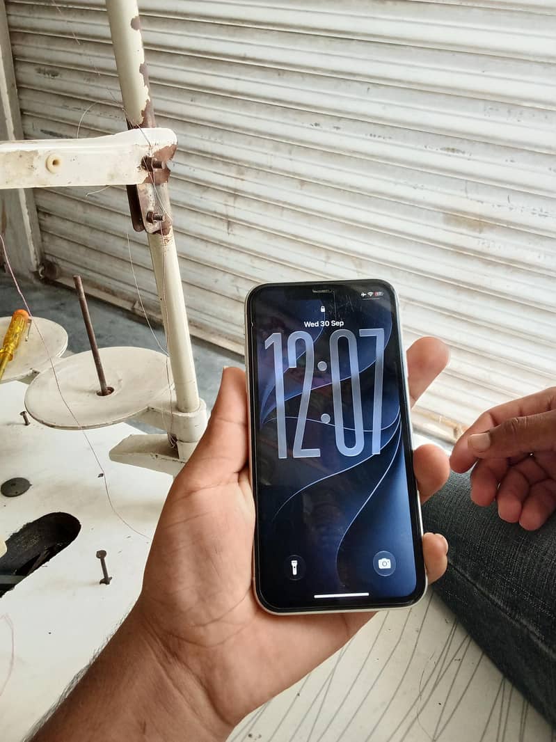 Apple iPhone 11 8
