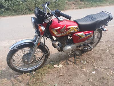 honda 125 breand new coundition