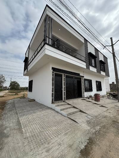 135 SQ YD CORNER 4040 ROAD VIP LOCATION HOUSE FOR SALE