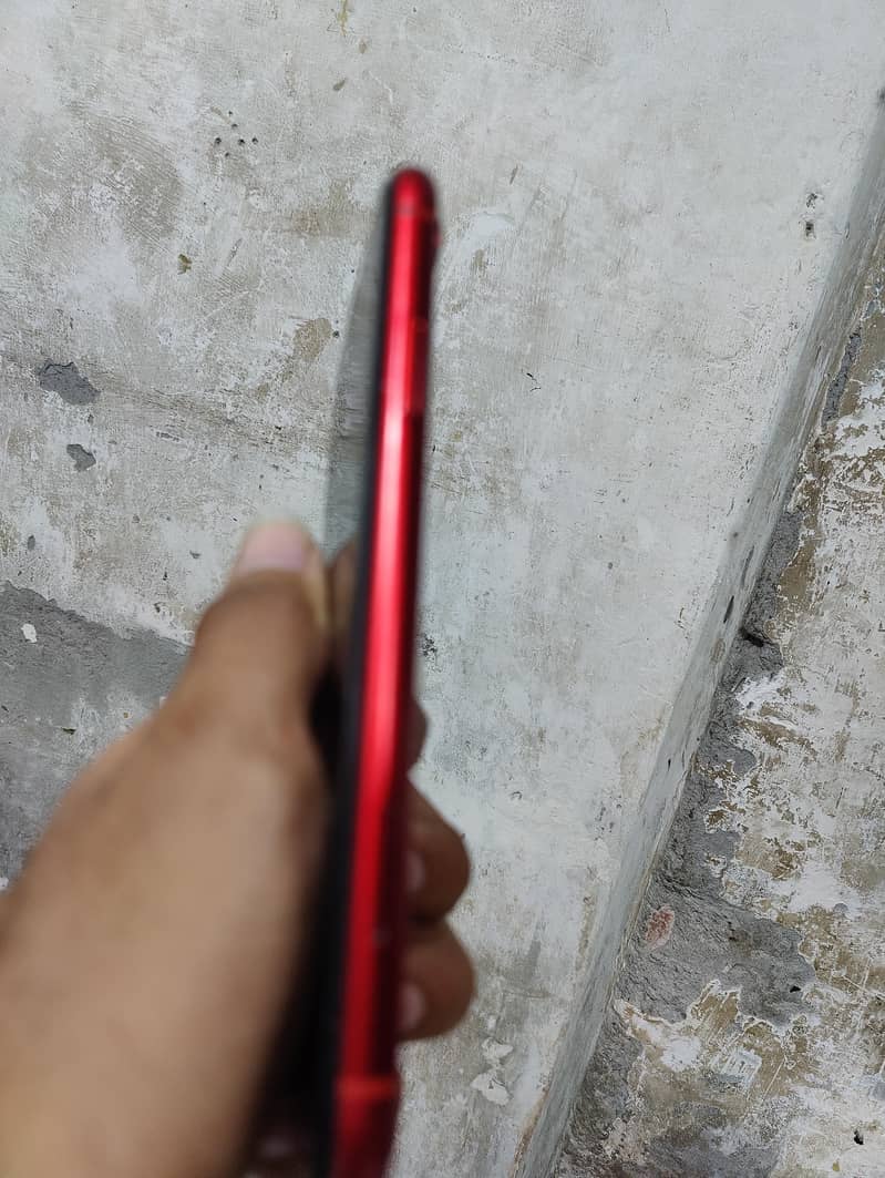 Apple iPhone XR 2