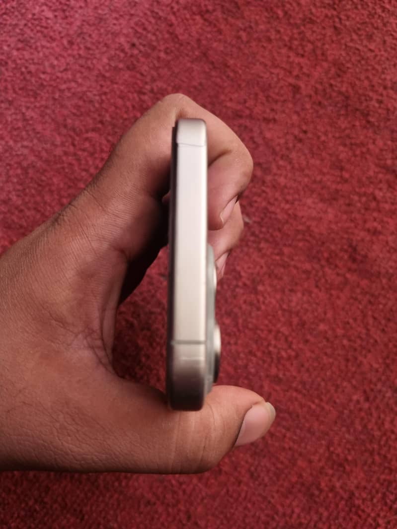 iphone 15 pro max 6