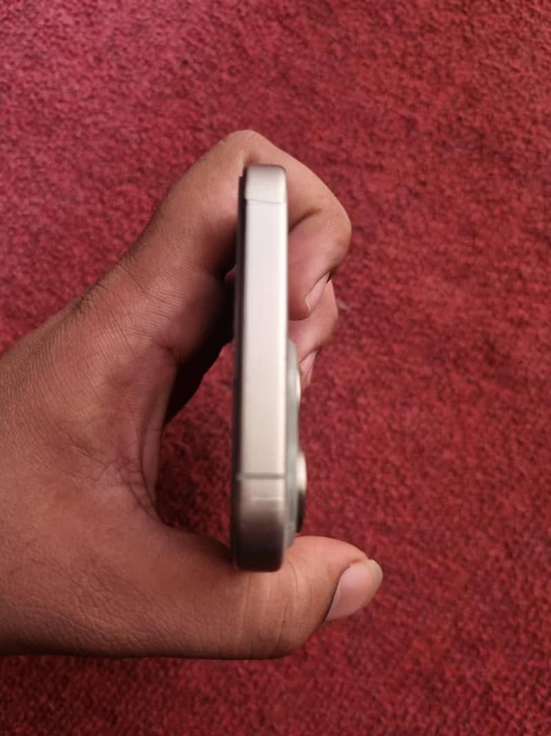 iphone 15 pro max 8