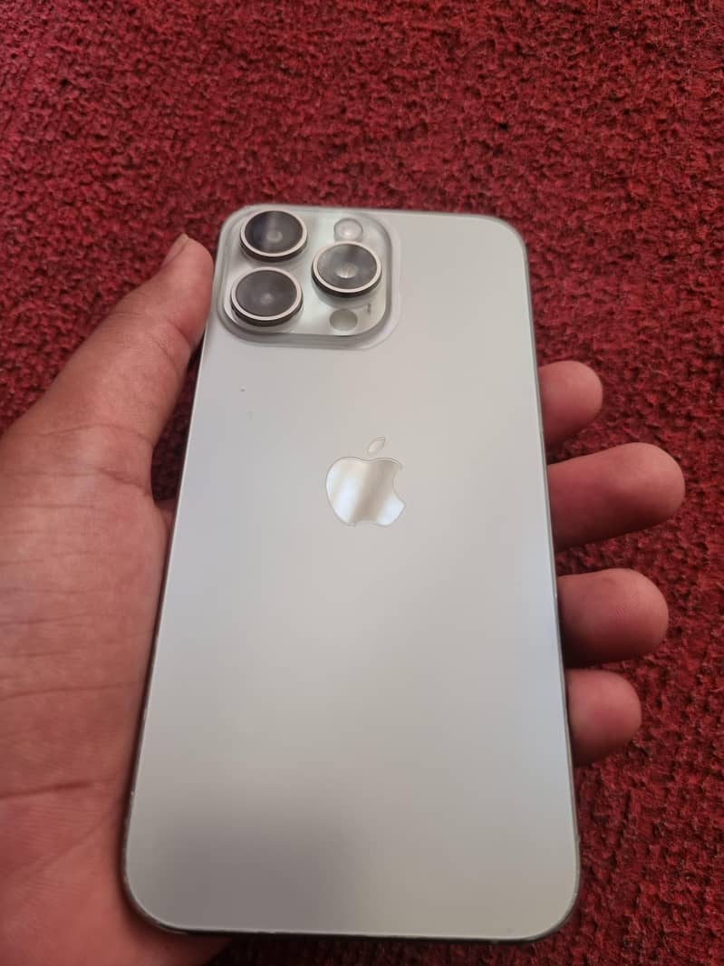 iphone 15 pro max 10