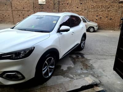 MG HS 2021