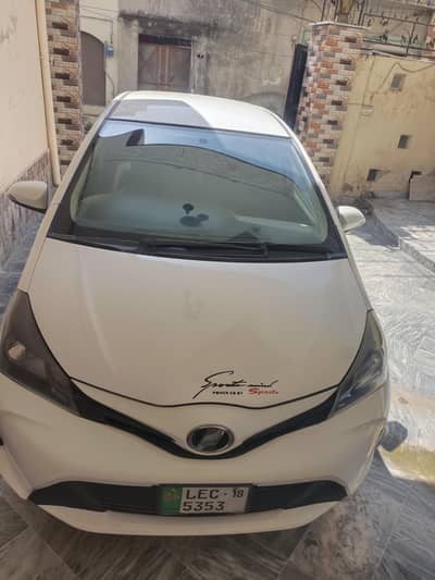 Toyota Vitz 2014