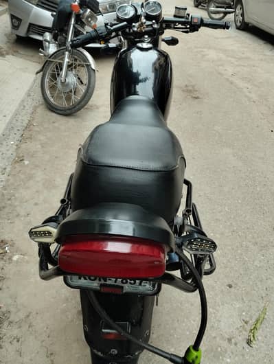 GS 150 SE
