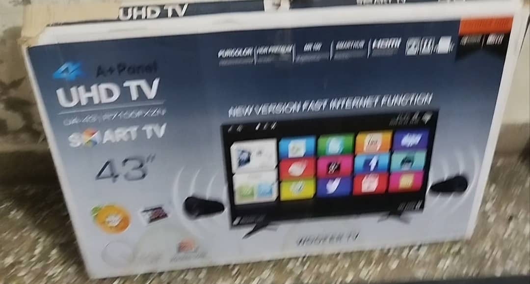Android LED 43 Inch 1