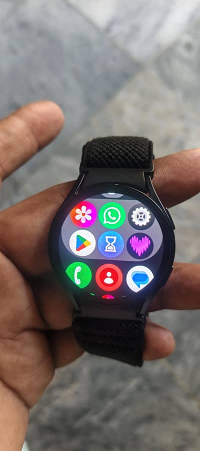 Samsung Galaxy watch 6 40mm good condition 9/10