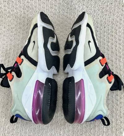 imported from UK Nike running shoes 29cm 2 pairs