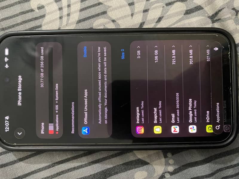 Apple iPhone 15 Pro Max 3