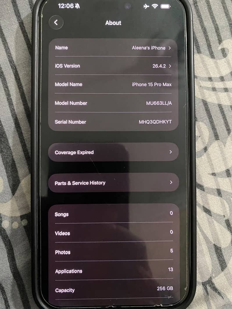 Apple iPhone 15 Pro Max 4