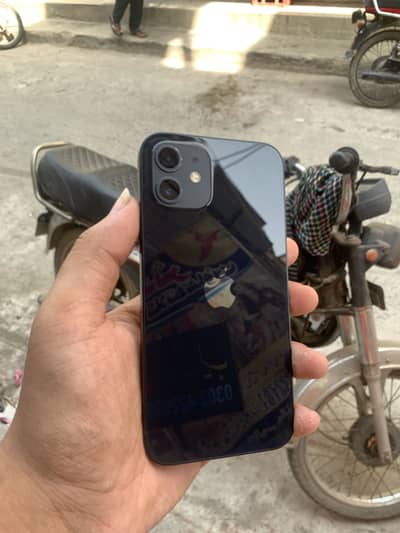 Apple iPhone 12